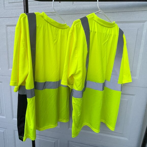 FedEx High Vis Shirts, Made by PIP, Size L, Set of 2 for the price of 1 - Picture 2 of 3